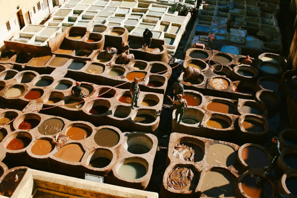 Traditional dyeing methods Traditional dyeing methods